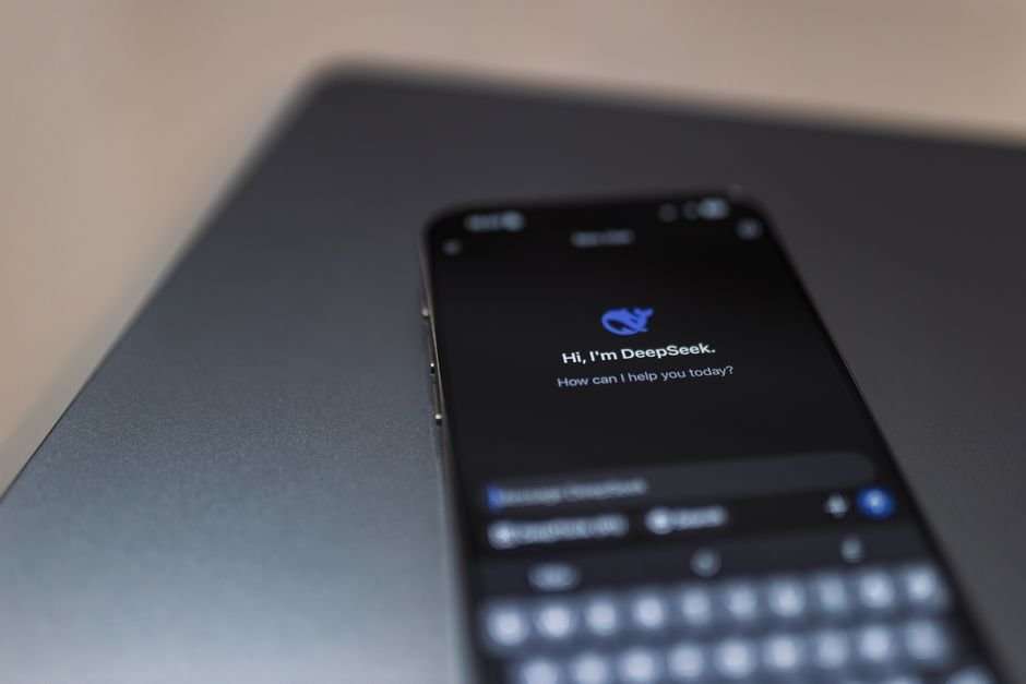 imagen chatbots whatsapp transformar pymes venezuela